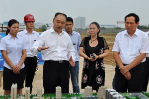 河南省委常委、洛陽市委書記陳雪楓調(diào)研炎黃科技園